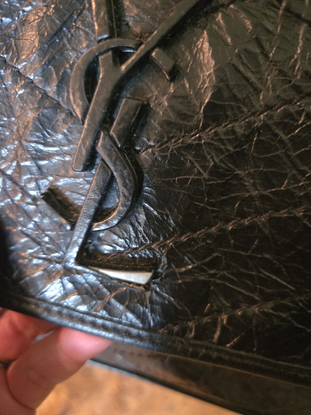 Saint Laurent Black Leather Quilted Chain Shoulder Bag - Picture 6 of 8